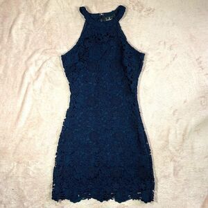 Lulu’s Love Poem Navy Blue Floral Lace Sleeveless Mini Sheath Dress XS‎
